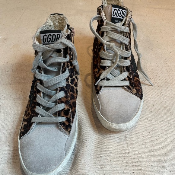 Golden Goose Mid Star Leopard-Print Suede with Black Leather Strip - Picture 2 of 4